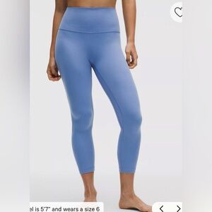Lululemon Align™ High-Rise Crop 23" size 20 blue